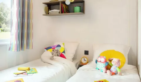 Twin Bedroom