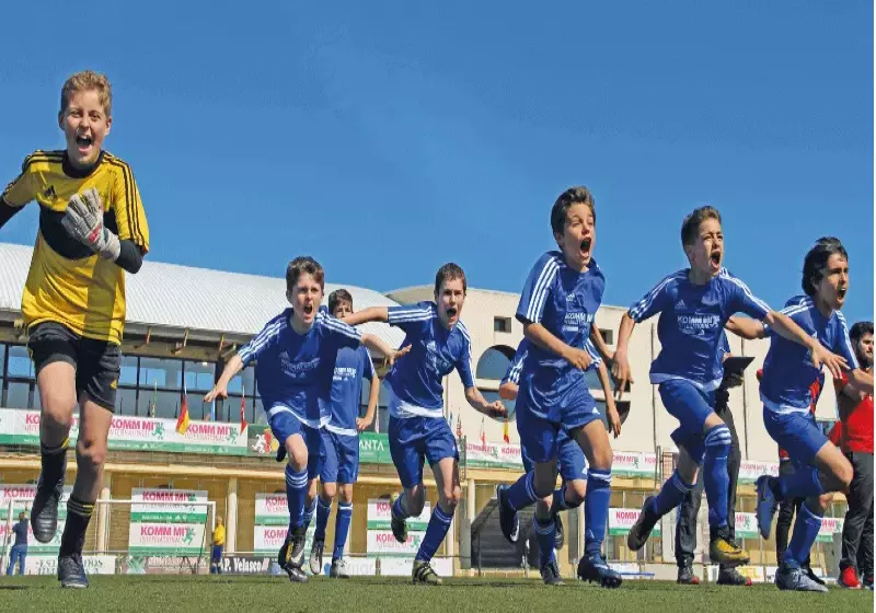 Komm Mit Spain Tournaments